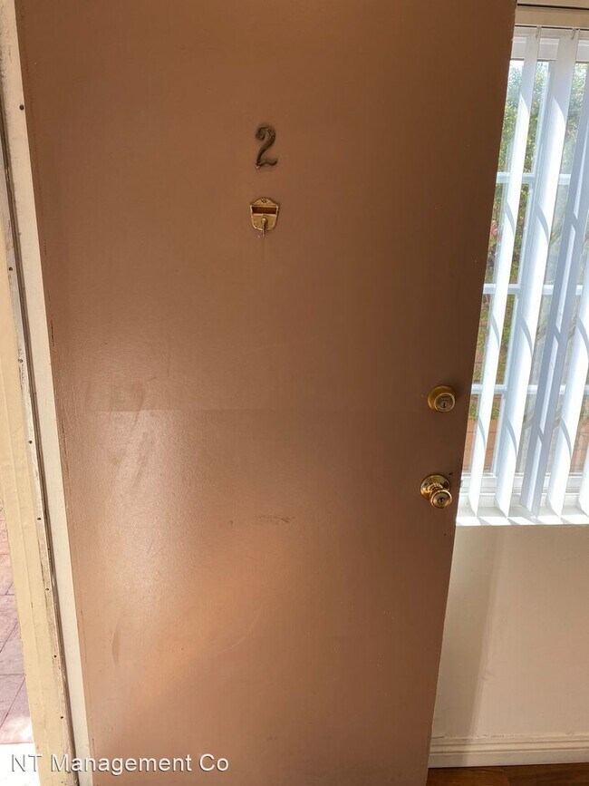 Foto del edificio - 2 br, 2 bath Apartment - 3728 Bentley Ave....