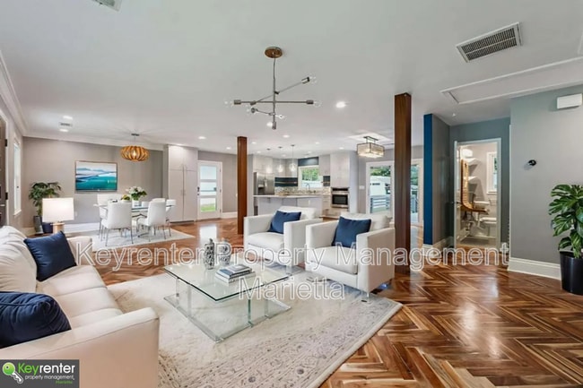 Foto del edificio - 2274 Edgemore Dr SE