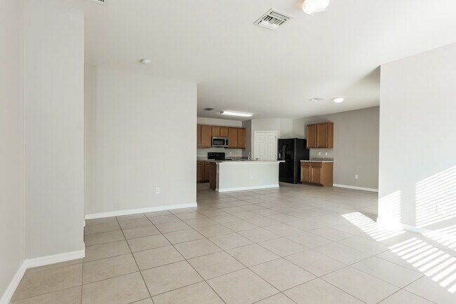 Foto del edificio - 4413 SW 15th Ave