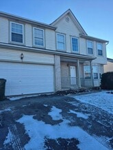 Building Photo - 6729 Kristins Cove Ln