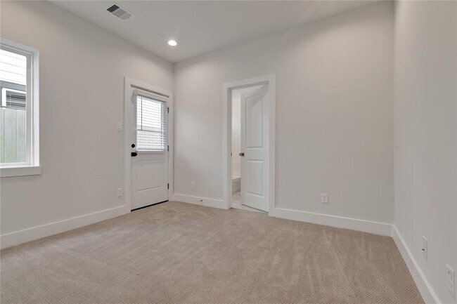 Building Photo - 5434 Wheatley St
