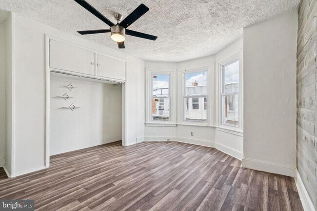 Building Photo - 2020 S Cecil St