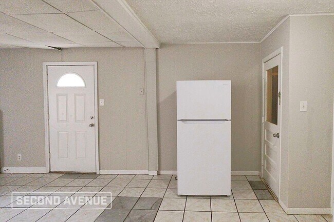 Building Photo - 7322 Parker Rd