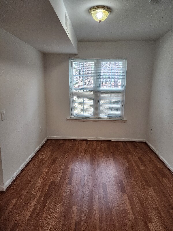 Foto del edificio - 20225 Shipley Terrace