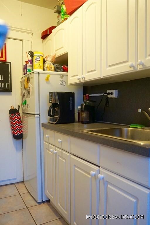 Foto del edificio - 121 Park Dr