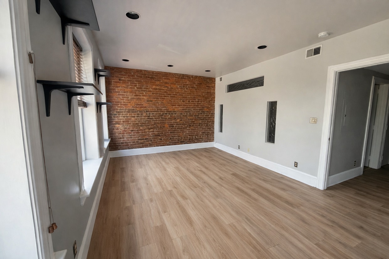 Photo - 705 8th Street Southeast, Unit 2