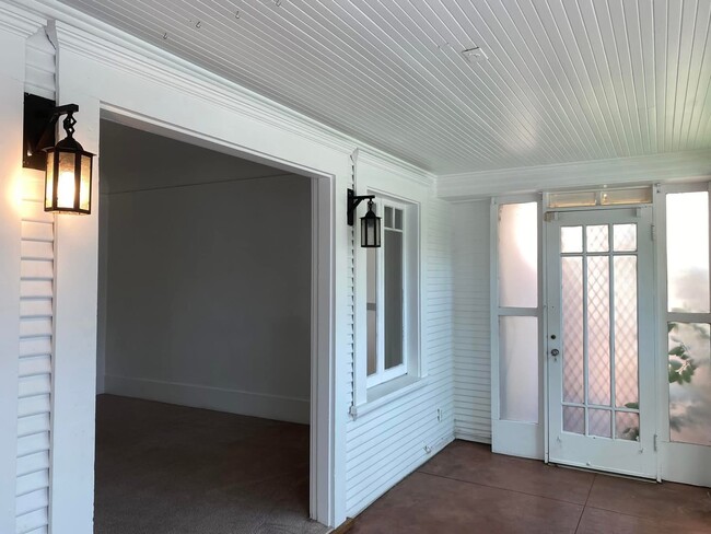 Foto del edificio - 101 Magnolia Ave