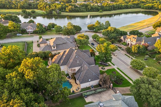 Building Photo - 7300 Majestic Manor