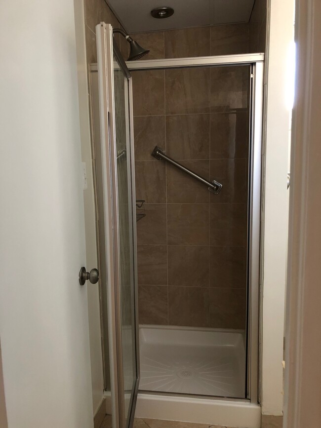 Foto del edificio - 14407 Oakvale St
