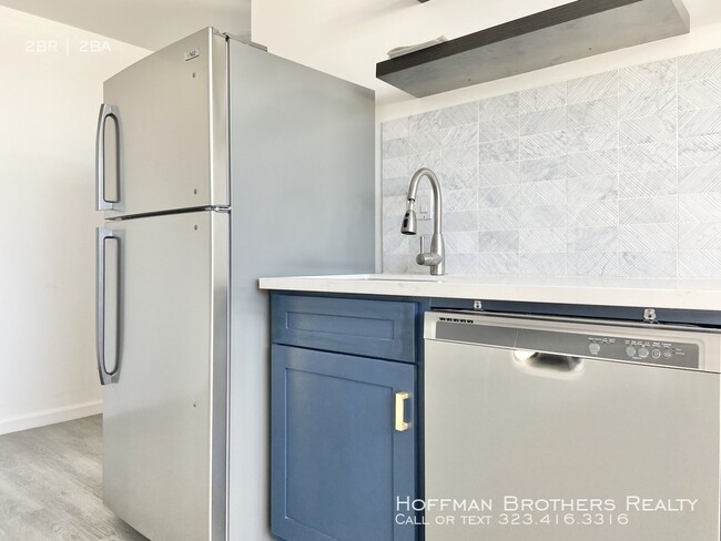 Building Photo - Luxury 2 Bedroom Apartment!