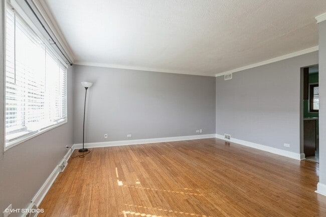 Building Photo - 3 E Judith Ann Dr