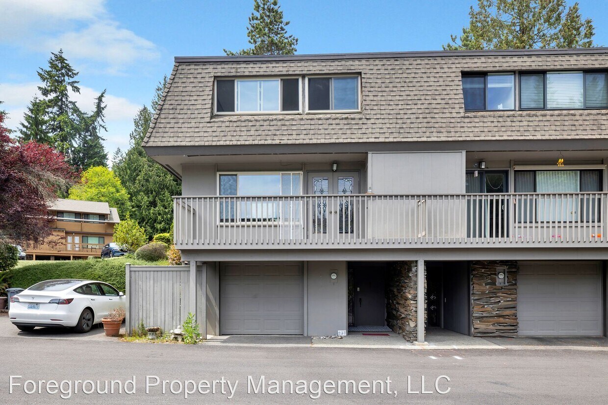 Foto principal - 2 br, 2.5 bath House - 237 169th Ave NE