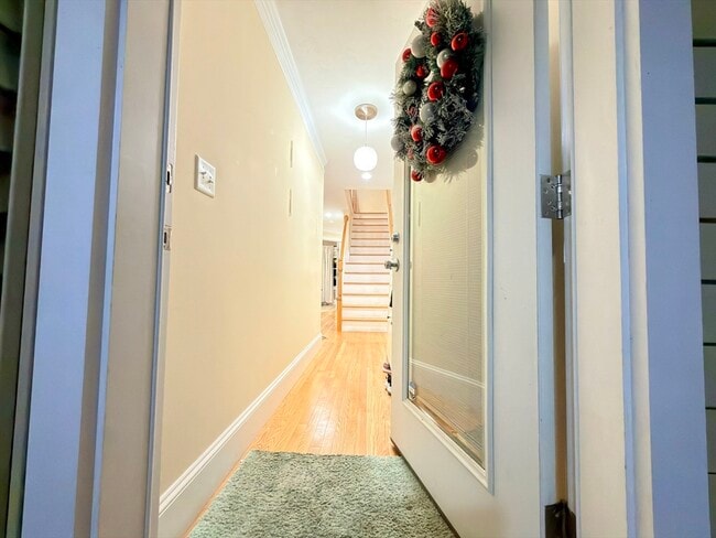 Building Photo - 143 Broad St