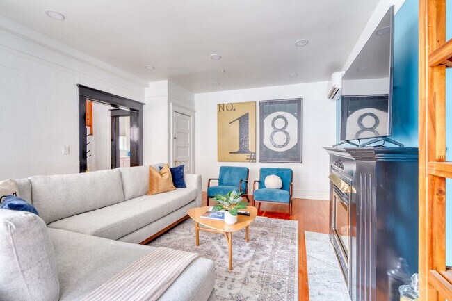 Foto del edificio - 18 NW 22nd Pl