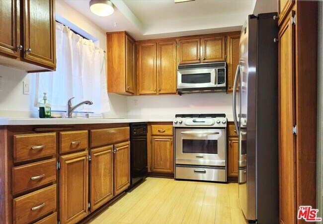 Foto del edificio - 153 W 9th St