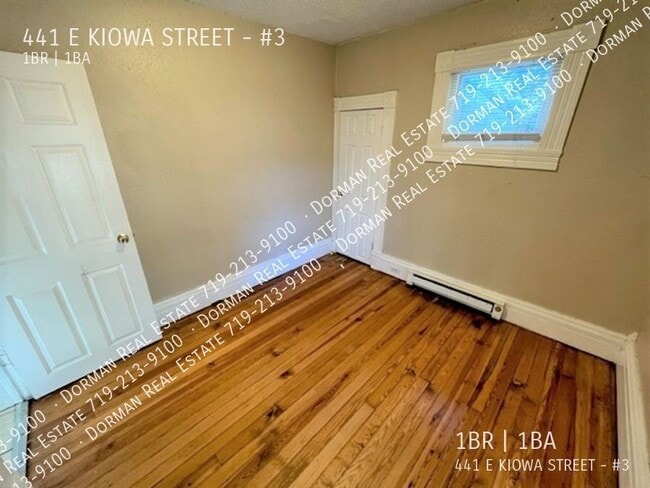 Building Photo - 441 E Kiowa St