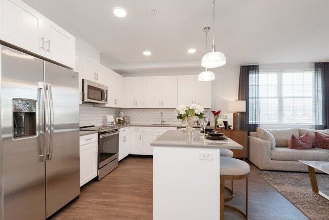 Building Photo - 33 University Pl Blvd