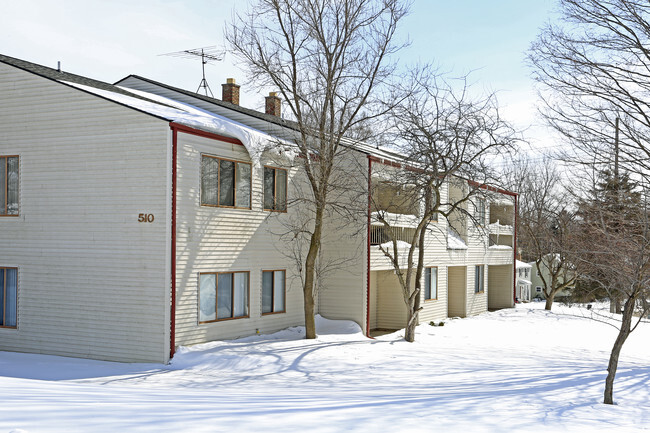 Building Photo - Granderview Apartments