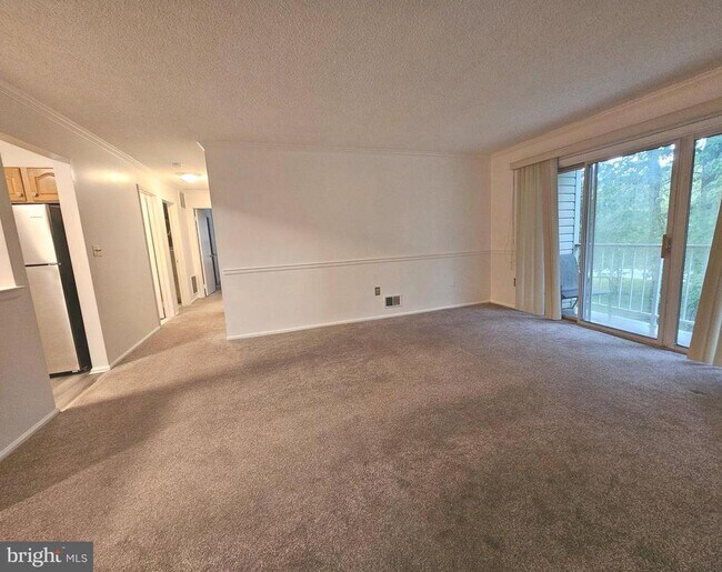 Foto del edificio - 48 Juniper Way