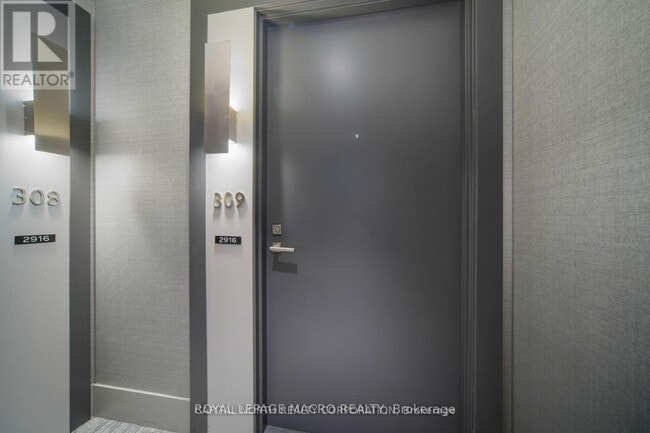 Photo du bâtiment - 2916 Hwy 7 W