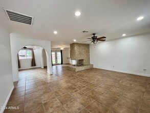 Building Photo - 2914 N 49th Ave