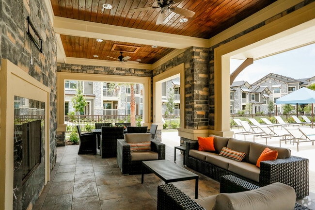 Building Photo - Plantation Park Apartments