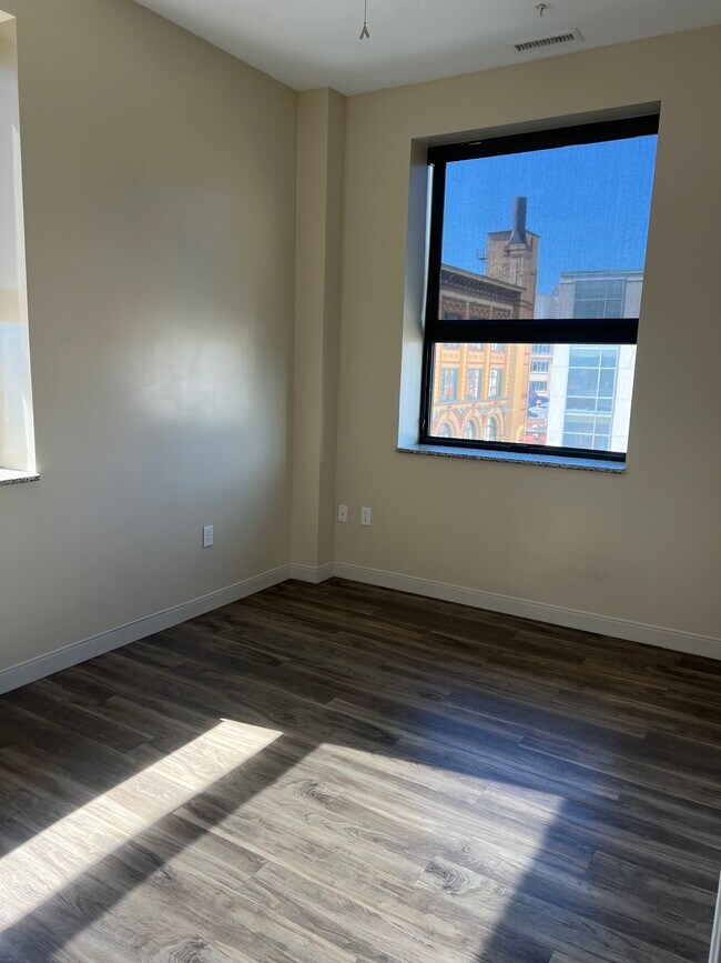 701 Segundo dormitorio - Icon Tower