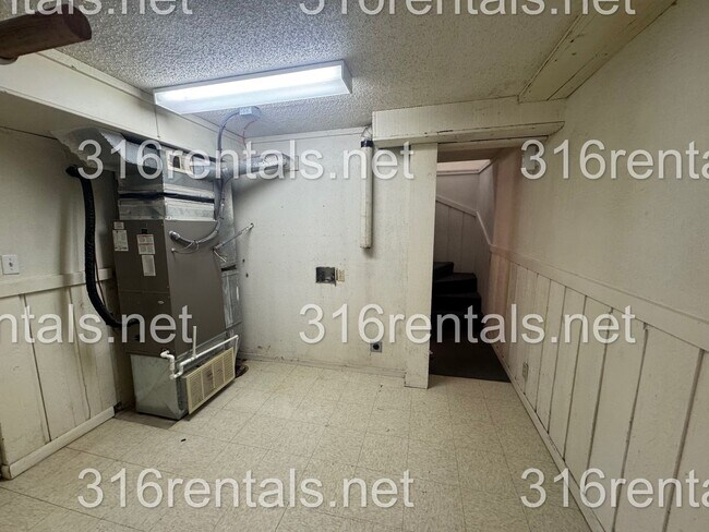 Foto del edificio - 511 Holly Ln