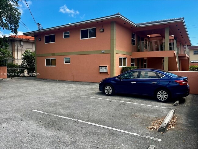 Building Photo - 2600 NW 14th St