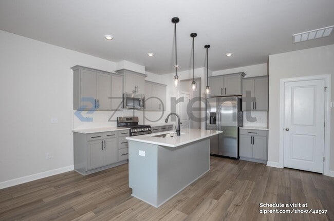 Foto del edificio - 1220 Tredenham Wy