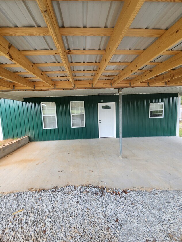 Foto del edificio - 26101 Green Acres Way
