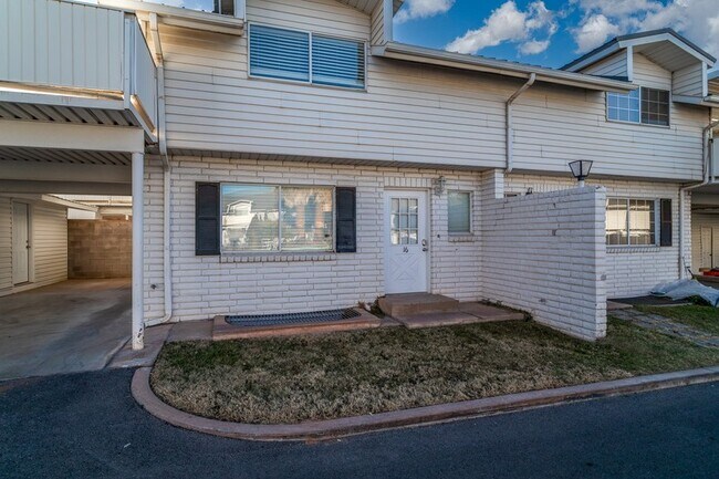 Foto del edificio - 781 N Valley View Dr