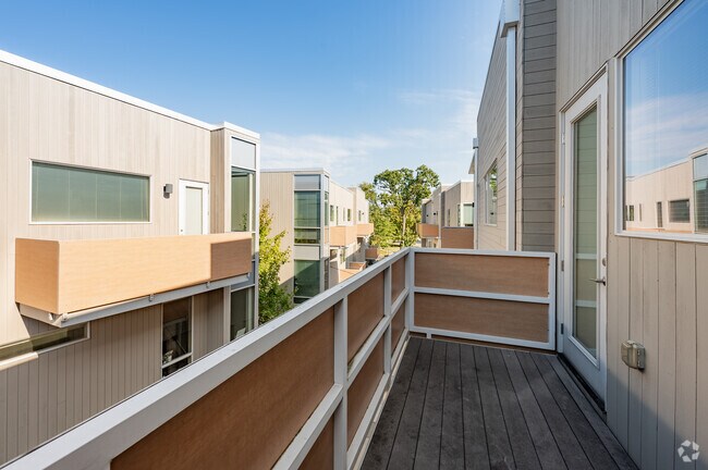 Balcón privado - Hazel 8