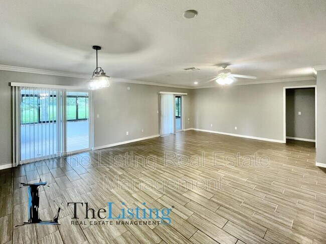 Foto del edificio - 5344 Twine St