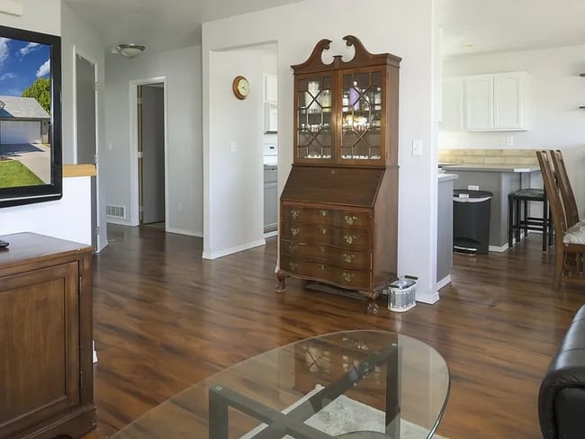 Foto del edificio - 18609 E 11th Ave