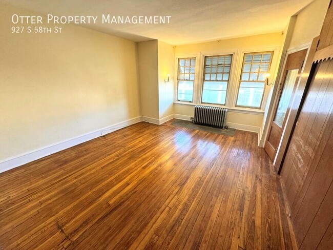 Foto del edificio - 3BR/1BA West Philly Home with Spacious Pat...