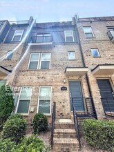 Building Photo - 2610 Grand Union Way