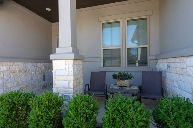Building Photo - 404 Panzano Dr