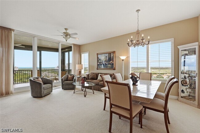 Foto del edificio - 420 Cove Tower Dr
