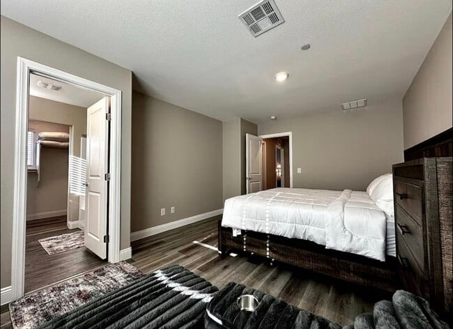 Building Photo - 2710 Yellow Blaze Wy