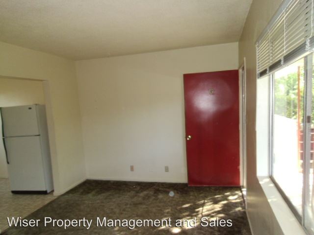 Building Photo - 501 N D St