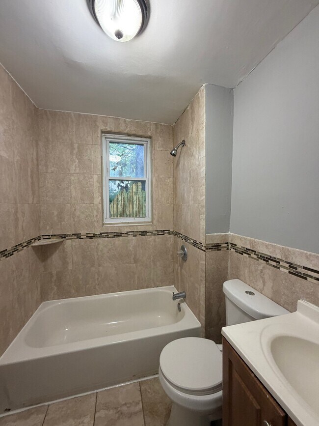 Building Photo - 55 N 18th St
