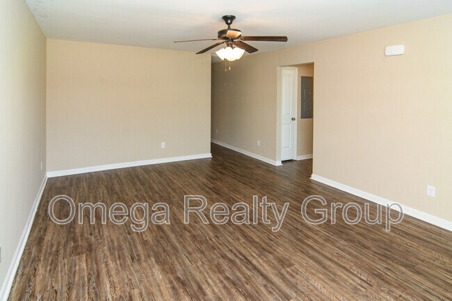 Foto del edificio - 6228 Townley Way