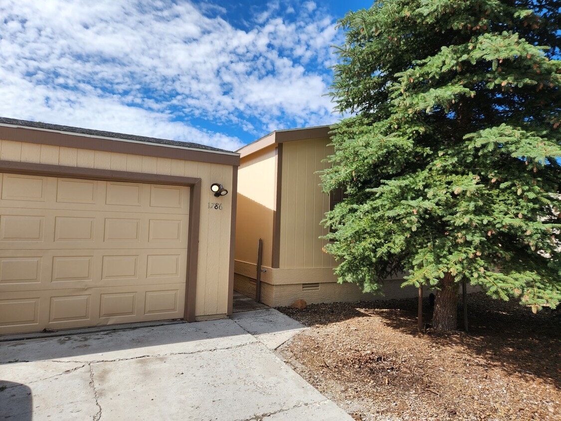 Primary Photo - Home in West Village estates_Available 10-...