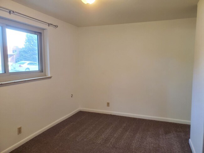 Building Photo - 1803 Fremont Ave