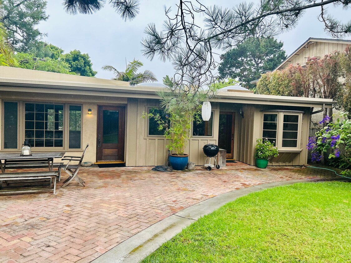 Primary Photo - 13714 Nogales Dr