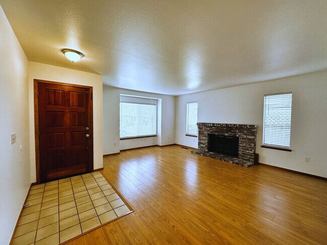 Foto del edificio - 2314 Sierra Creek Cir