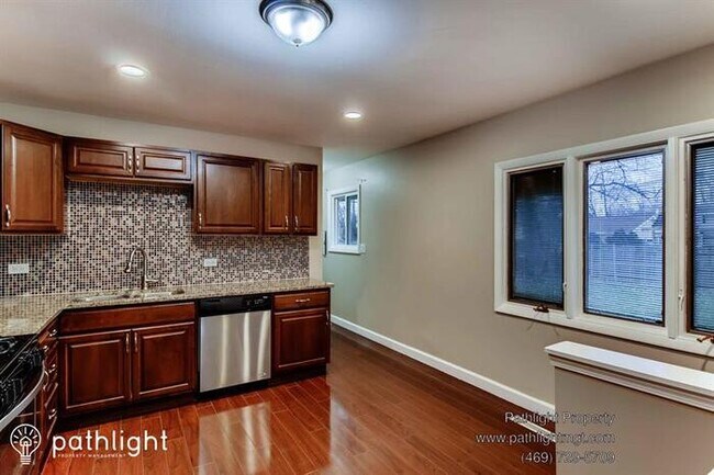 Foto del edificio - 257 Mark Avenue, Glendale Heights, IL, 60139