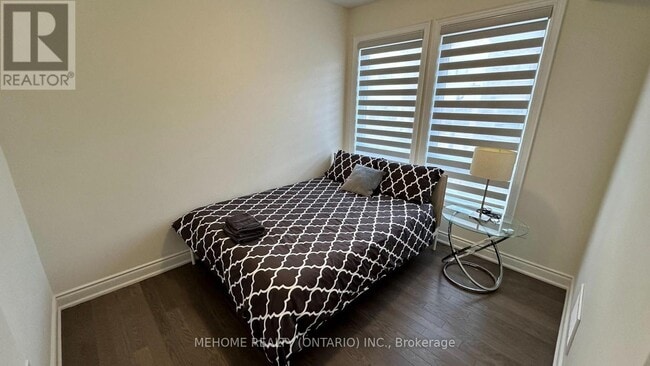 Photo du bâtiment - 3346 Millicent Ave