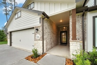 Building Photo - 13416 Maverick Trl Rd